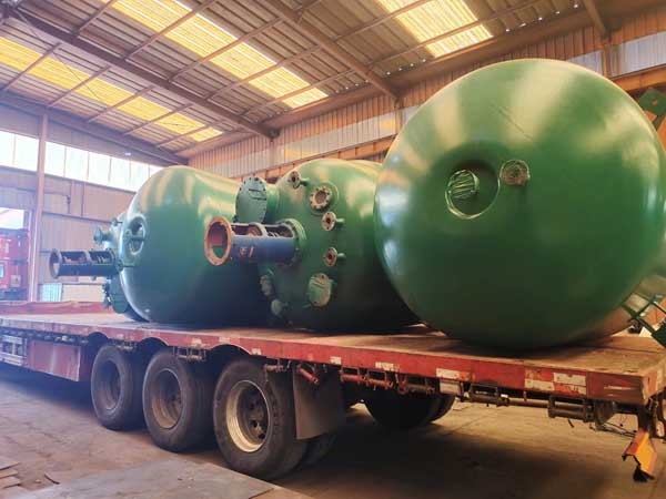 该如何操作使用压力反应釜